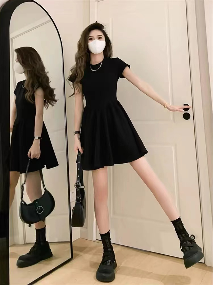 프렌치 헵번 스타일 블랙 하이 엔드 기질 드레스